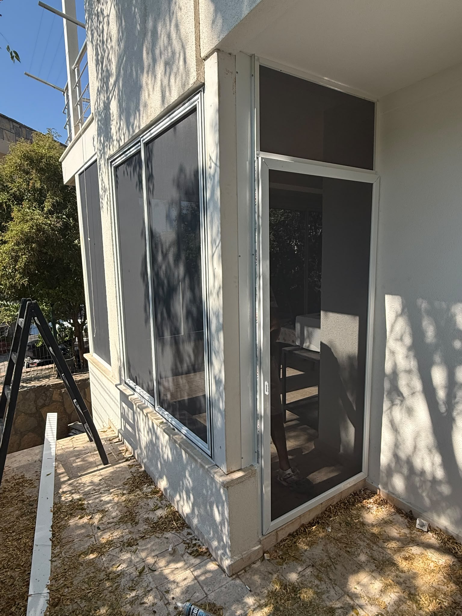 Alüminyum cam kapı Bodrum